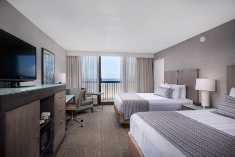 Unit with 2 Queen size beds. Exact unit will be assigned upon arrival. Views, colors and decor may vary.