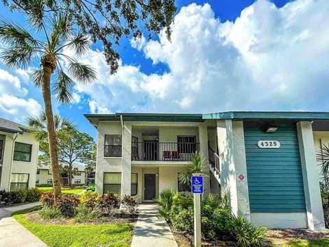 Shorewalk 54