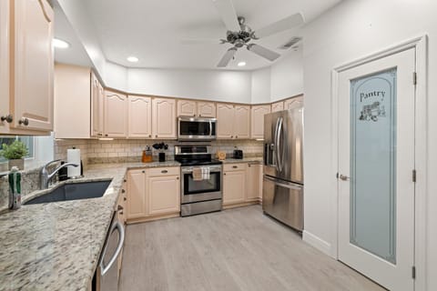 Fully stocked Kitchen