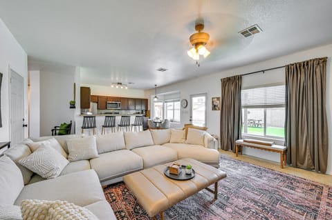 Living Room | Laptop-Friendly Workspace