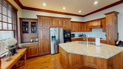 Indoors, Hardwood, Floor, Flooring, Kitchen