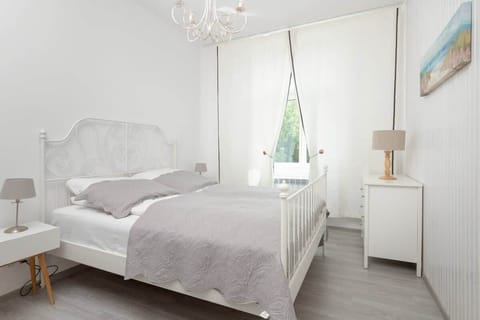 Bedroom with a wardrobe.