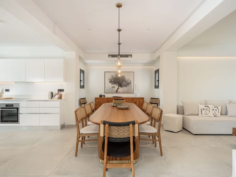 Dining area and kitchen ground floor