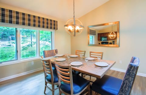 Dining area with enough seating for 6