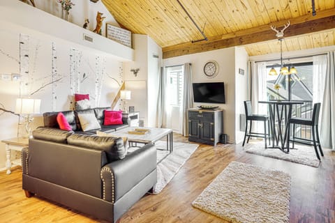 Wintergreen Resort Vacation Rental | 1BR | 1BA | 708 Sq Ft | Stairs Required