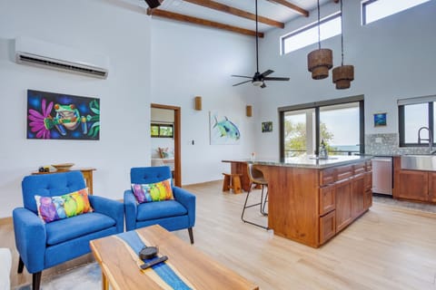 Upper Living to kitchen and dingin