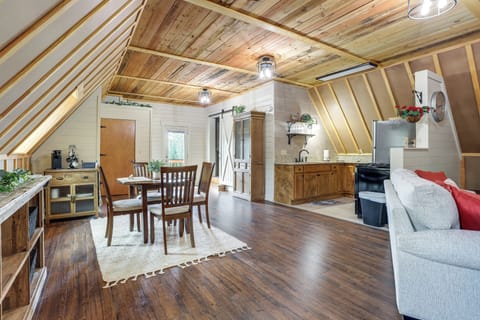 Dining Room | Coffee Bar