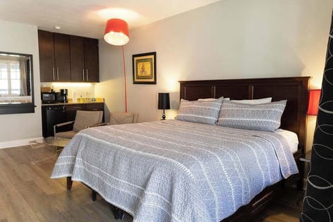 King Bed