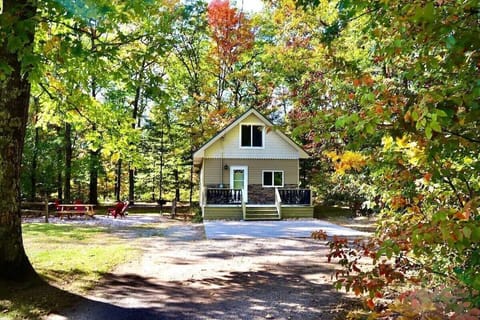 Wooded and private 1/2-acre lot