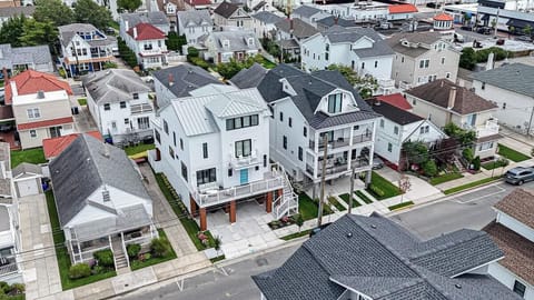 Marvelous Margate full house view