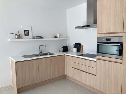 Cook your favourites in the well-equipped kitchen