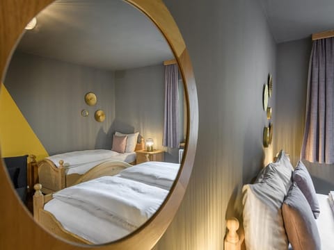 Quadruple room with bathroom, WC 1N - B&B Berglift Bed and Breakfast in Bad Hofgastein