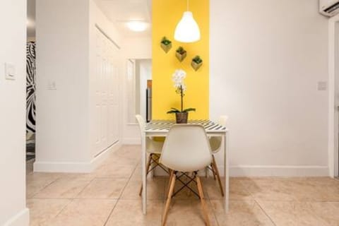 dining room/ dedicated work space