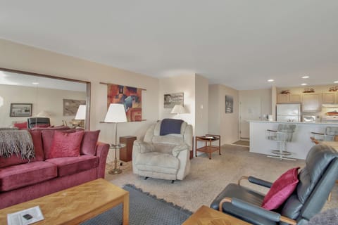 112 Vacation by the Sea