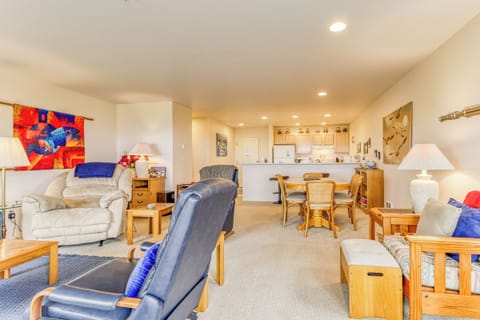 112 Vacation by the Sea