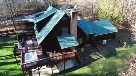 Ariel Exterior