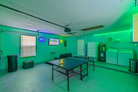 Beach Retreat with Backyard Flair! w/Yard Games Apartment in Atlantic Beach