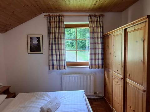 Jagawinkel Apartment No. 4 - Wasserleonburg Castle Cabin in Friuli-Venezia Giulia