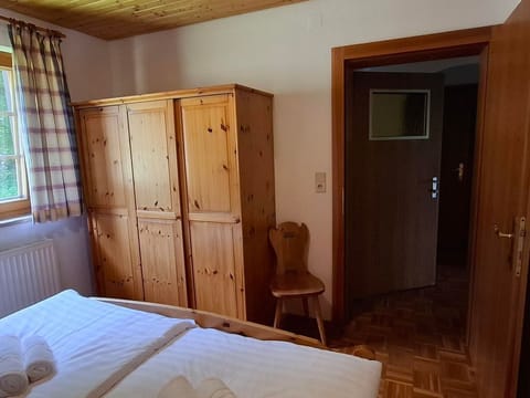 Jagawinkel Apartment No. 4 - Wasserleonburg Castle Cabin in Friuli-Venezia Giulia