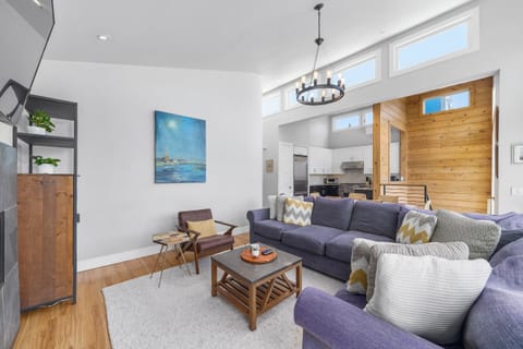 Living Room - Upstairs