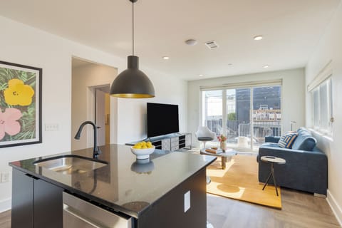 Enjoy casual dining at the kitchen counter.