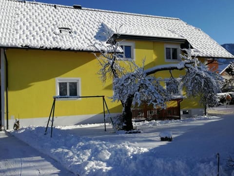 Vacation apartment Dreiländereck - Holiday apartment Apartment in Villach