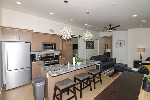 Fully stocked kitchen for all your cooking needs