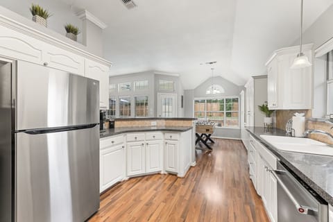 Fully Equipped Kitchen – Cook meals with ease.