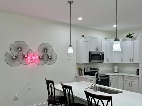 Image picker 39E11B62 3227 4B6F A884 E704A999D873 13846 0000062A9ECBF1FE