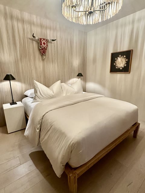 Room 6 - Bedroom 1