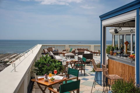 Autumn, Common Room, Spring, Summer, Winter