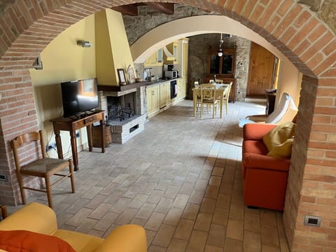 Autumn, Living Room, Spring, Summer