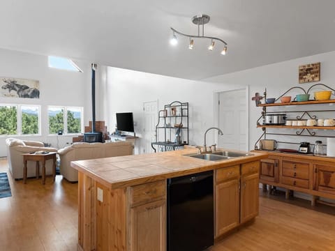 Plenty of room in the well-appointed kitchen