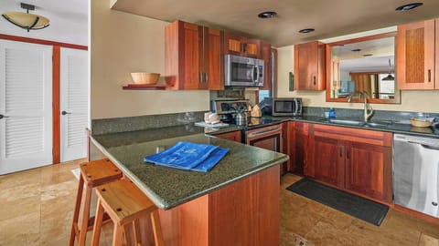 Hanalei Bay Resort #9222 - Fully Equipped Kitchen - Parrish Kauai