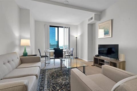 South Arlington Arlington 2 Bedroom Living Room