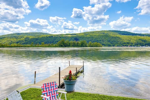 Private Boat Dock & Slip | Canandaigua Lake Access