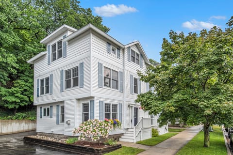 Front view of this beautiful 3 story condo.