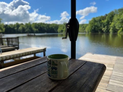 A quiet lake where time slows down — perfect for sunrise coffee or sunset wine.