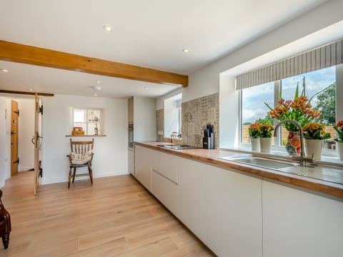 Kitchen | Manor Cottage, Longham
