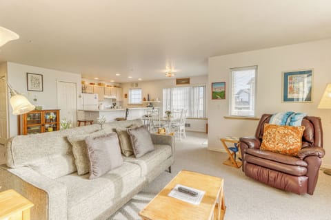 221 Vacation by the Sea