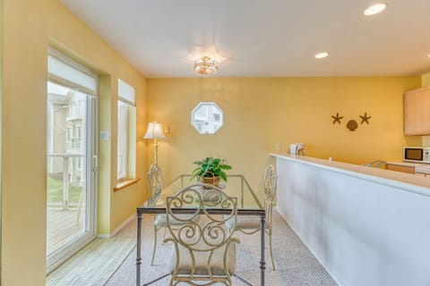 323 Vacation by the Sea