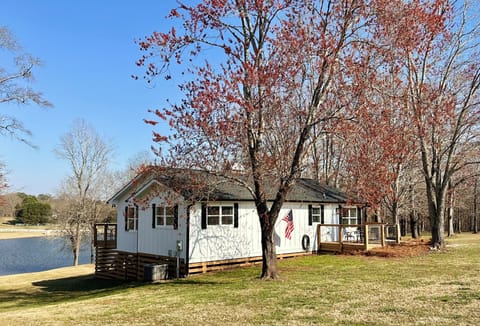 Ruth's Cottage offers a cozy stay in a gorgeous setting!