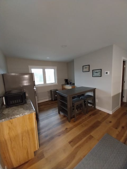 Upper Level Dinette Area