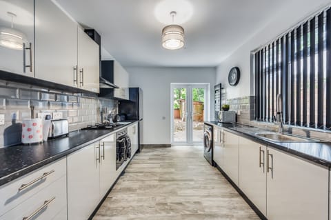 Large double sided kitchen with all amenities 