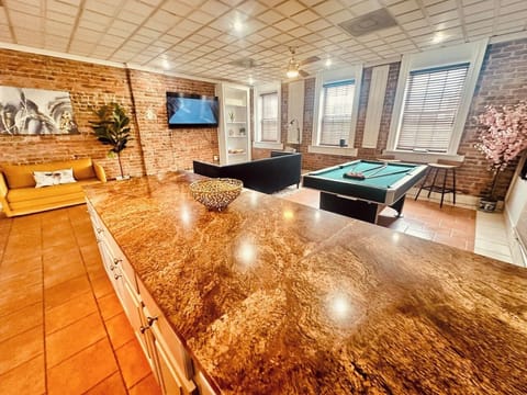 What a great place to entertain!