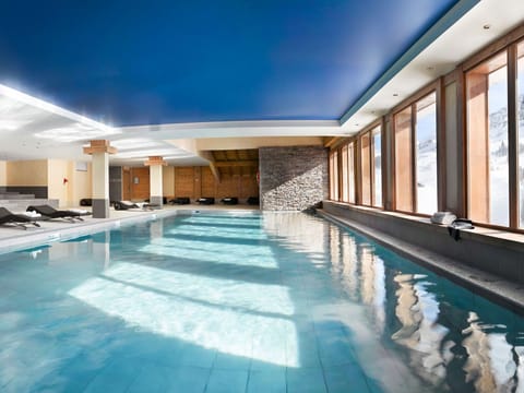 Pool Indoor