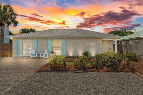 Welcome to Laguna Breeze