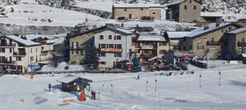 Snow and ski sports