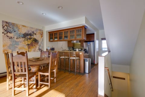 Floor, Flooring, Building, Dining Room, Dining Table