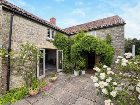 Exterior | Camelot, High Ham, near Langport